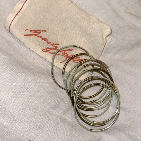 Bangle bracelets - Picture 1 of 3